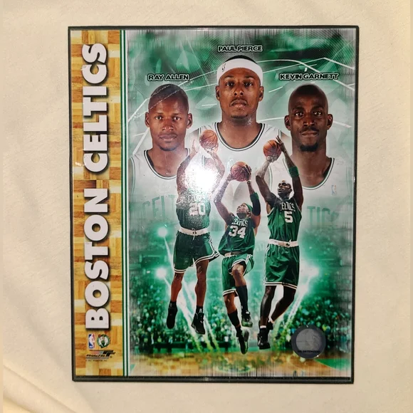 Framed 8"×10" Boston Celtics photo w/ authenticity seal - Picture 3 of 7